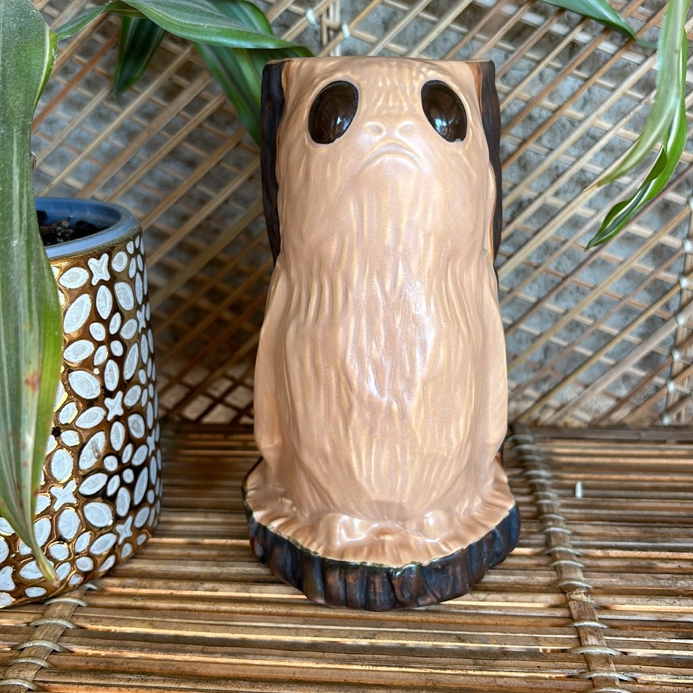 Star Wars galaxy’s edge Disneyland Olga’s cantina Porg tiki mug 1st edition